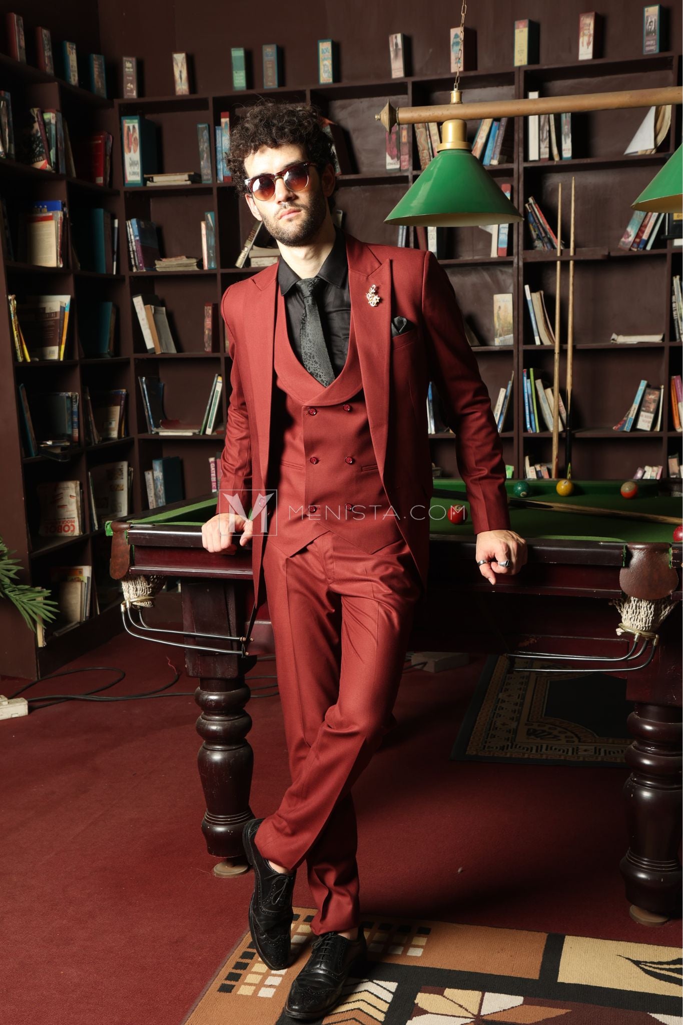 Title: Terracotta Men's 3-Piece Suit by Menista - Tailored Fit for Modern Elegance