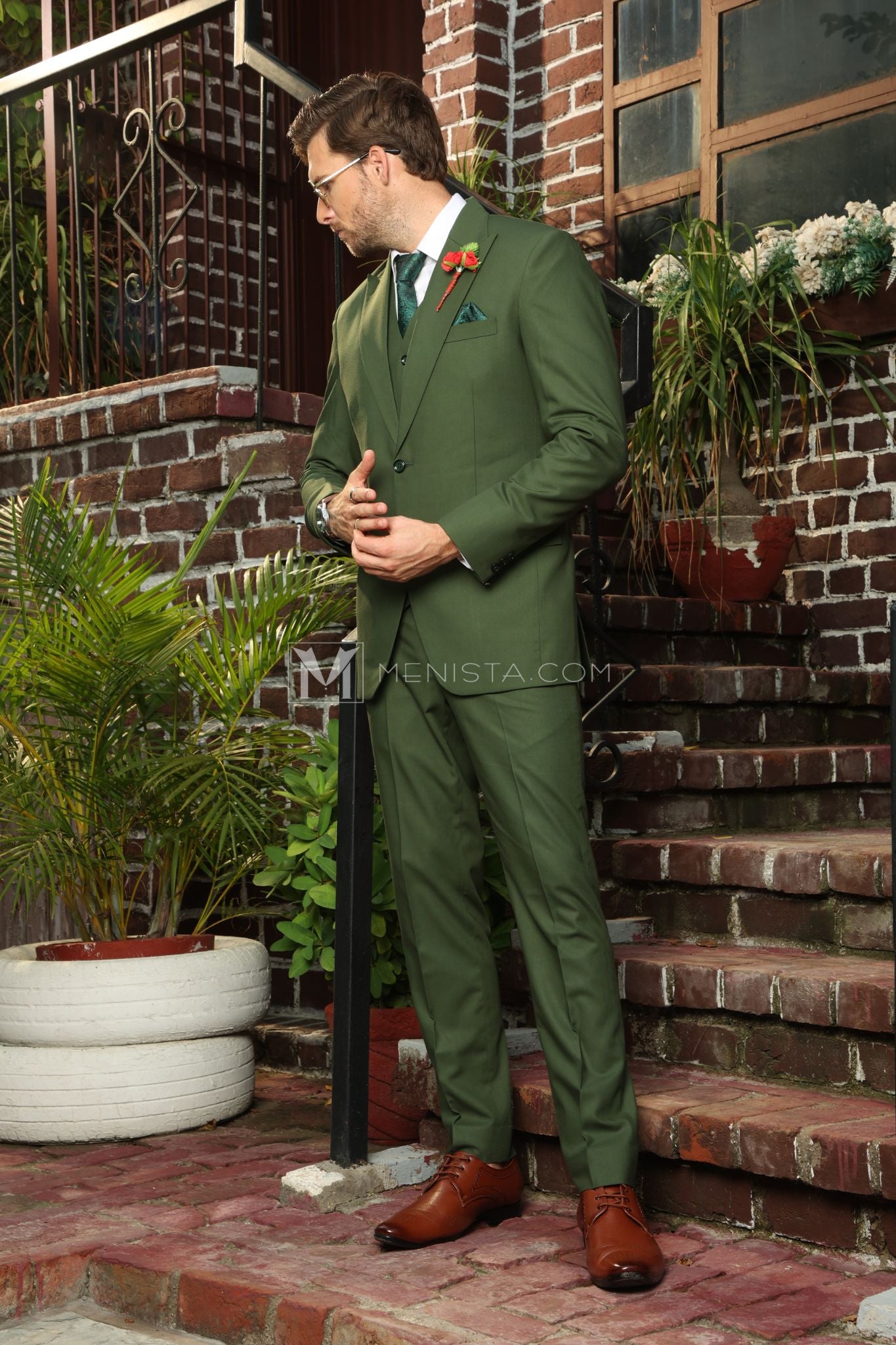 Elegant Green 3-Piece Suit by Menista – Single-Breasted, Stylish Men's Formal Suit