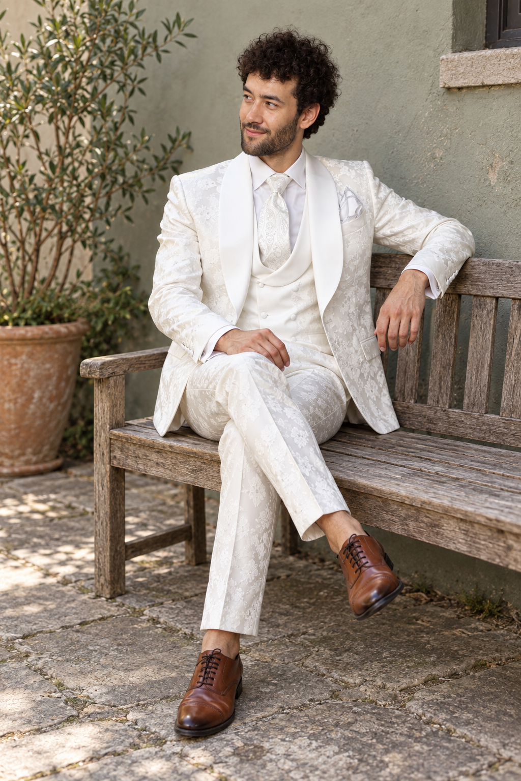 Montreux White Jacquard 3PC Tuxedo