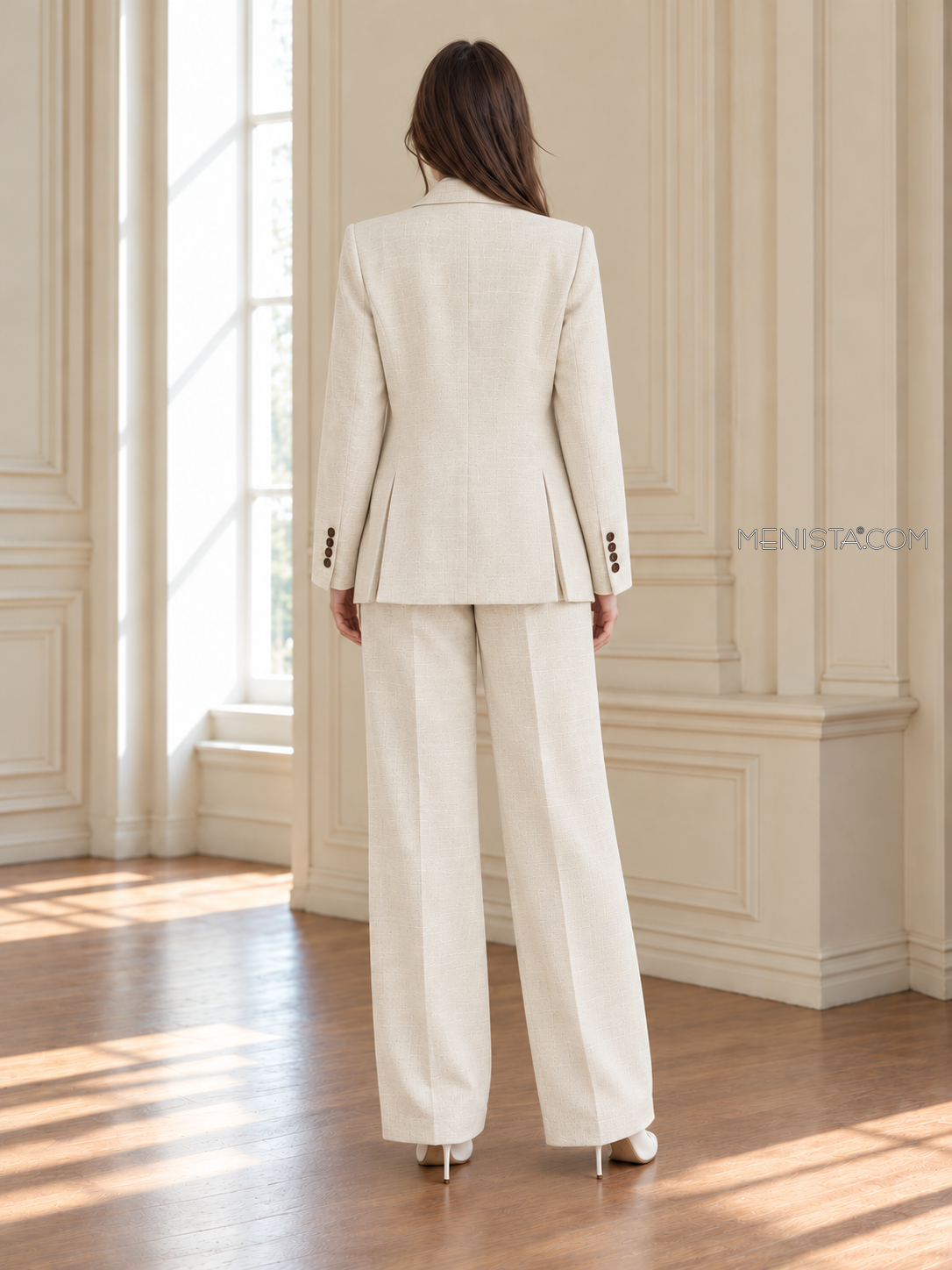 Yvaine women’s warm ivory oversized linen two-piece suit, back view with twin rear jacket vents.